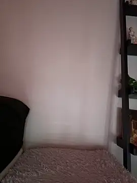 Snapshot of Amanita_Bloom chatting on February 15, 6:02 am Amanita Bloom online show from February 15, 6:02 am