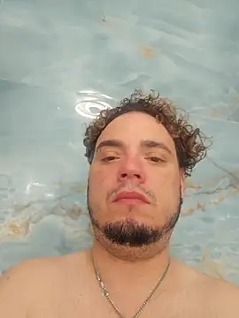 latinoflpr online show from January 17, 2:27 am