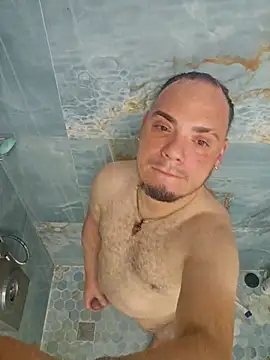 latinoflpr online show from April 12, 12:48 am