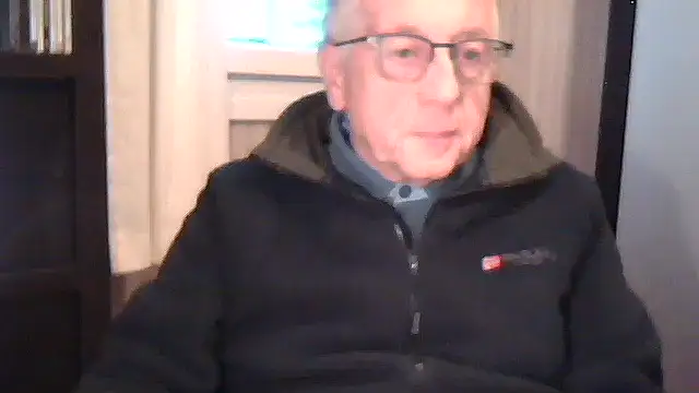 johnjohn622662 online show from January 10, 3:58 pm