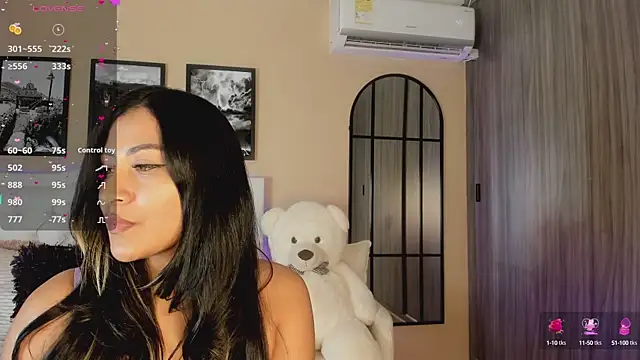 Snapshot of Rubyross21 chatting on October 17, 12:14 am Rubyross21 online show from October 17, 12:14 am