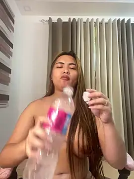 Bombshell Ashy online show from February 9, 6:01 am