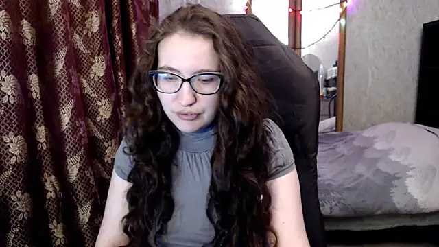 AnKey Rayah online show from April 18, 10:32 pm