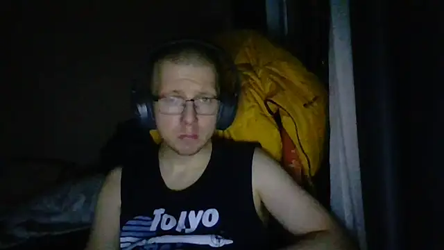 David250692 online show from May 14, 12:01 pm
