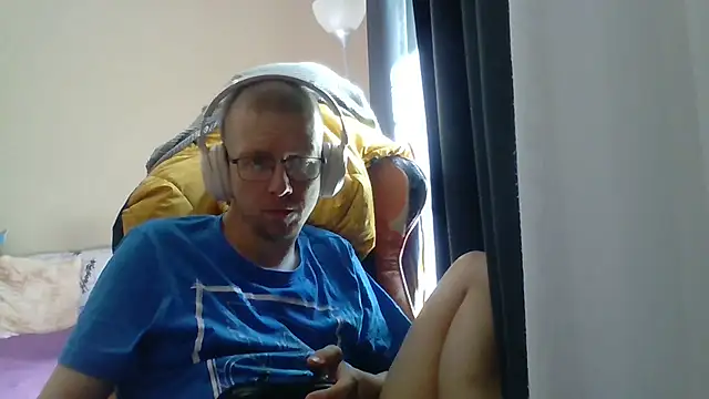 David250692 online show from May 27, 7:16 am