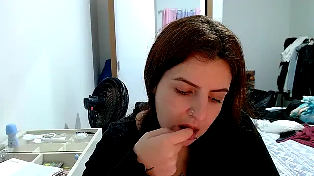 chelbyy online show from October 1, 12:38 am