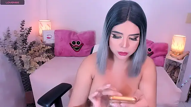 Snapshot of AmazingDREAMGirl chatting on September 18, 11:56 am AmazingDREAMGirl online show from September 18, 11:56 am