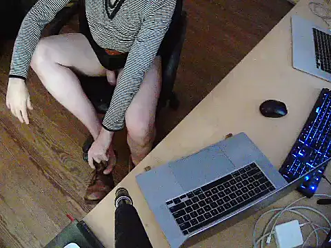 Snapshot of seoulsat@xh chatting on October 24, 2:41 am seoulsatxh online show from October 24, 2:41 am