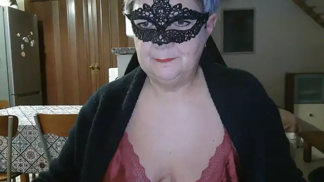 Snapshot of simona60 chatting on December 17, 2:00 pm simona60 online show from December 17, 2:00 pm