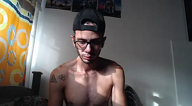 alisterxxx online show from February 9, 12:30 pm