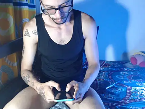 alisterxxx online show from October 11, 2:22 am