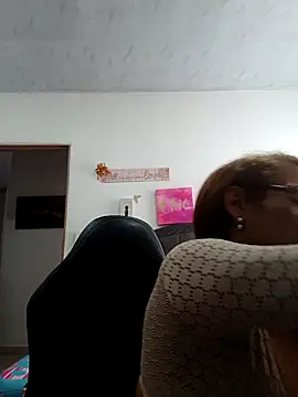 BustyMilf  online show from February 12, 5:08 pm