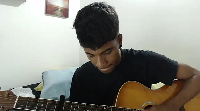 Snapshot of stevenosori chatting on December 25, 3:18 am stevenosori online show from December 25, 3:18 am