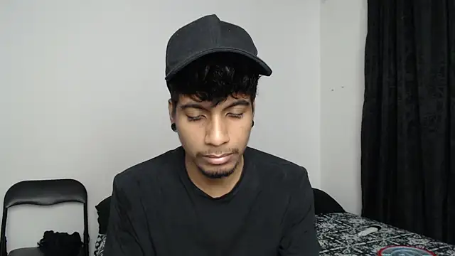 Snapshot of stevenosori chatting on November 5, 7:30 am stevenosori online show from November 5, 7:30 am