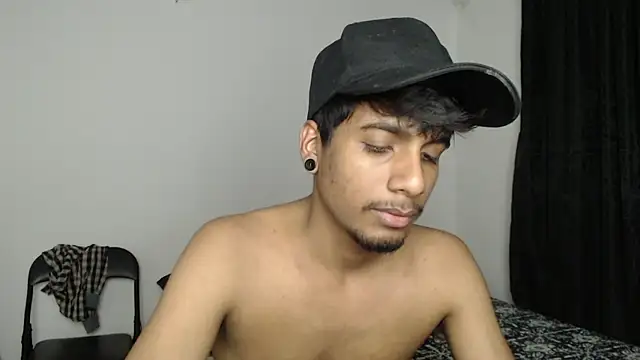 Snapshot of stevenosori chatting on November 8, 4:45 am stevenosori online show from November 8, 4:45 am