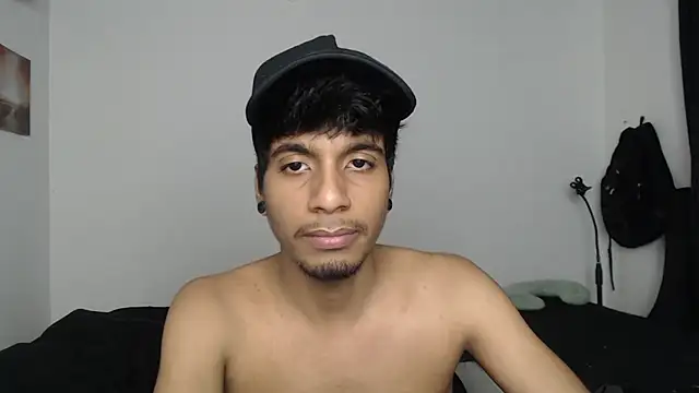 Snapshot of stevenosori chatting on November 30, 12:47 am stevenosori online show from November 30, 12:47 am