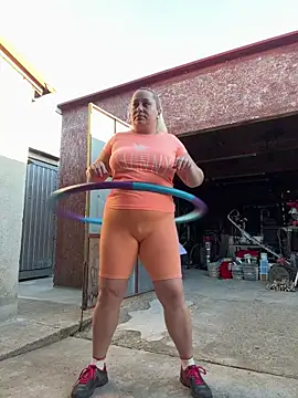 Snapshot of SabinaSweety chatting on March 6, 3:35 pm SabinaSweety online show from March 6, 3:35 pm