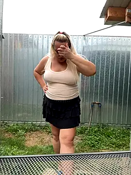 Snapshot of SabinaSweety chatting on September 24, 3:15 pm SabinaSweety online show from September 24, 3:15 pm