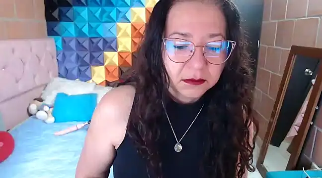 katifoxx online show from March 11, 3:12 pm