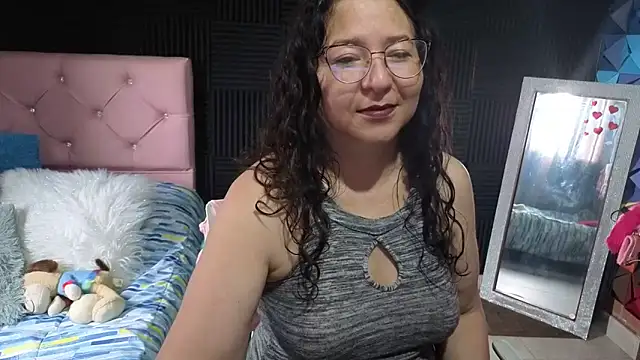 katifoxx online show from March 23, 4:00 pm