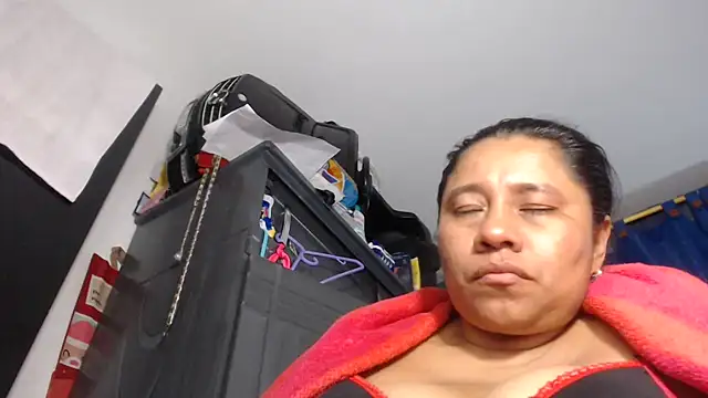 adrixxx38 online show from January 6, 5:33 am