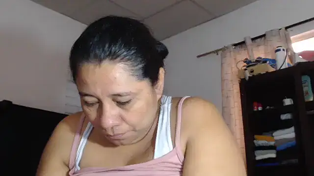 adrixxx38 online show from February 14, 6:04 pm