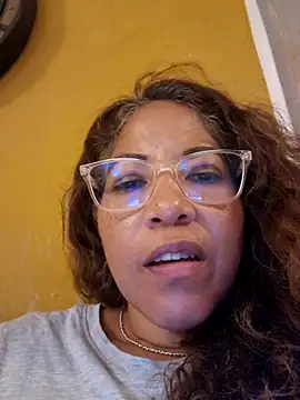 mila38 online show from November 25, 9:37 pm