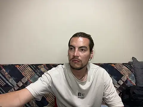 Snapshot of Jack_Emily1 chatting on February 25, 1:28 pm Jack Emily1 online show from February 25, 1:28 pm