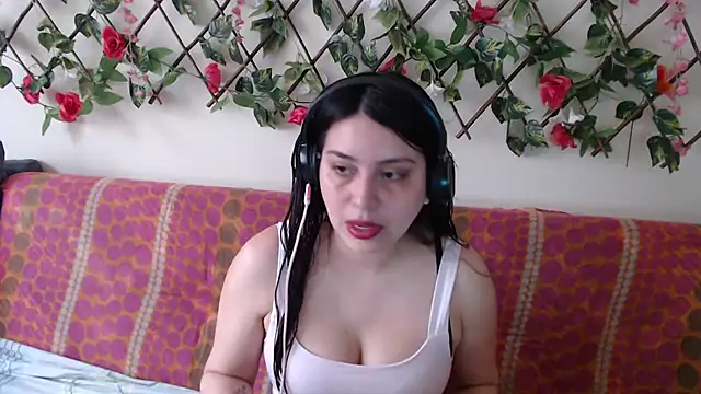 Snapshot of Jack_Emily1 chatting on September 14, 6:07 pm Jack Emily1 online show from September 14, 6:07 pm