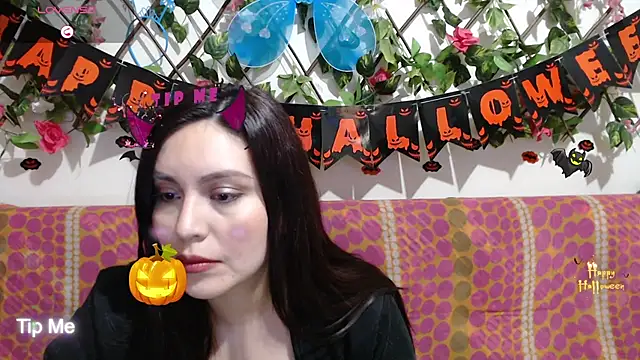 Snapshot of Jack_Emily1 chatting on November 1, 10:01 pm Jack Emily1 online show from November 1, 10:01 pm