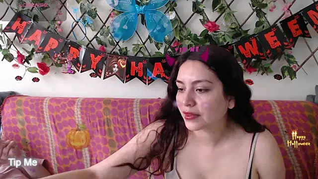 Snapshot of Jack_Emily1 chatting on November 5, 5:13 pm Jack Emily1 online show from November 5, 5:13 pm