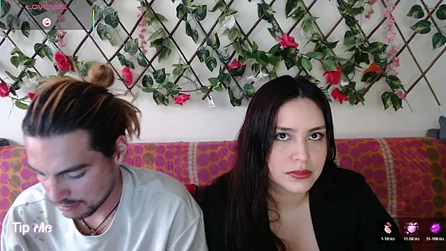 Snapshot of Jack_Emily1 chatting on November 20, 6:29 pm Jack Emily1 online show from November 20, 6:29 pm