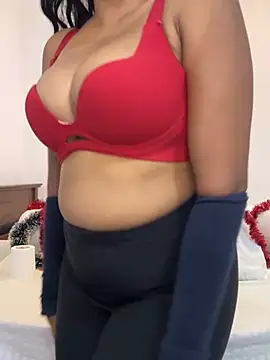 Snapshot of angelwavy chatting on December 22, 1:55 am angelwavy online show from December 22, 1:55 am