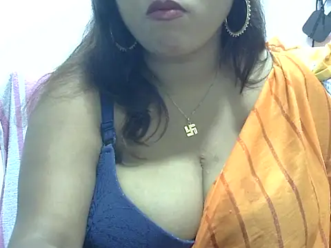 ROSEE MERRYYYY online show from April 1, 1:41 pm