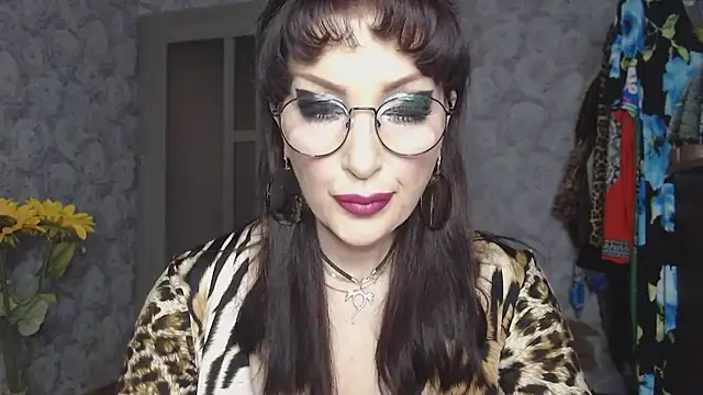 Aziza1 online show from April 3, 1:42 pm