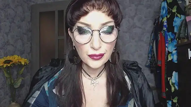 Aziza1 online show from April 15, 2:13 pm