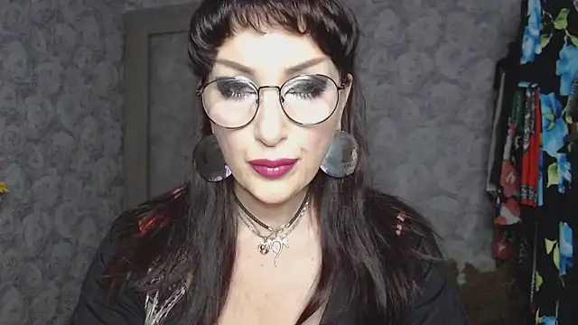Aziza1 online show from June 20, 1:14 pm