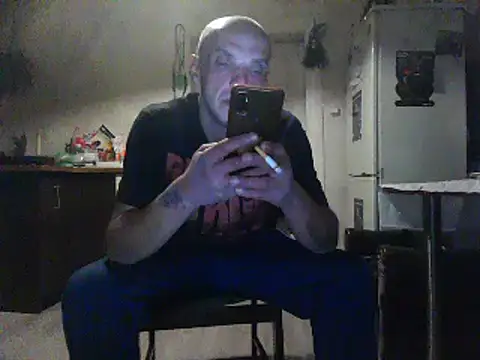 Snapshot of Sluchacze chatting on February 14, 3:33 am Sluchacze online show from February 14, 3:33 am