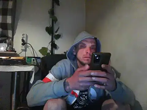 Snapshot of Sluchacze chatting on February 19, 3:06 am Sluchacze online show from February 19, 3:06 am