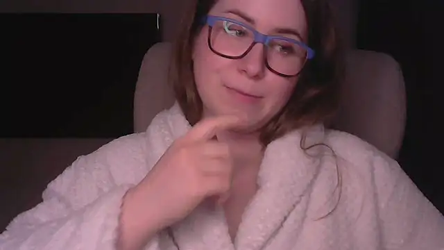 SeasonalSomeone online show from March 11, 11:55 pm