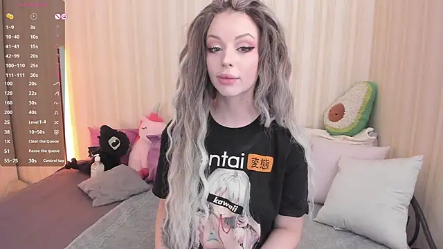 youreyesrgasm online show from February 9, 8:00 am