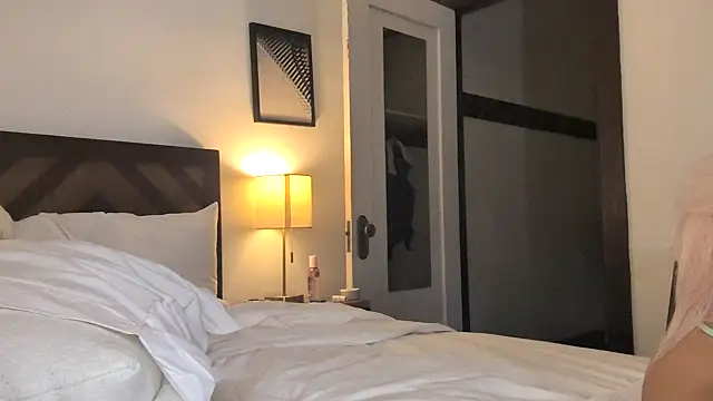 Verabangz online show from April 29, 6:50 am