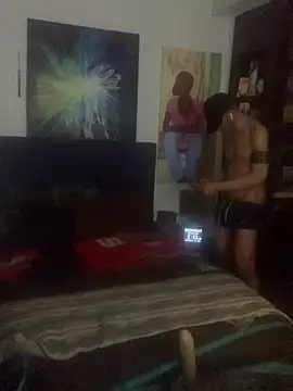 Snapshot of sashamate chatting on December 18, 7:47 am sashamate online show from December 18, 7:47 am