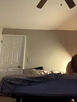 Snapshot of sashamate chatting on November 8, 8:47 am sashamate online show from November 8, 8:47 am