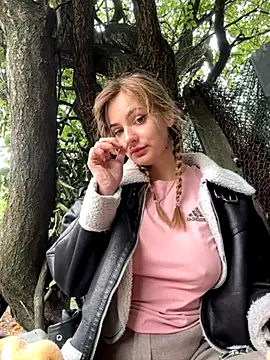 Night dreams online show from September 25, 8:51 am