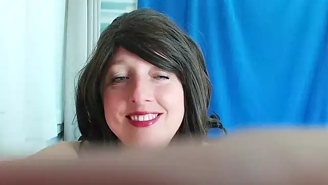 hotdestany online show from June 14, 7:32 am