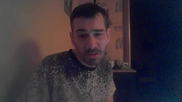 Snapshot of Ethangay chatting on November 25, 11:43 am Ethangay online show from November 25, 11:43 am