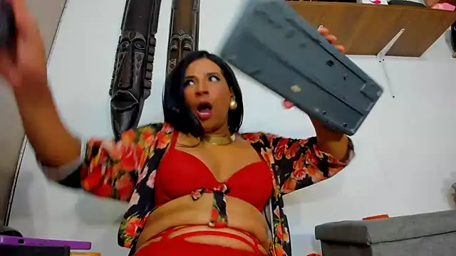 sashasweethot online show from January 6, 7:13 pm