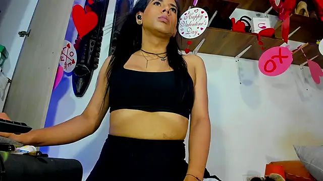 sashasweethot online show from February 13, 3:50 am