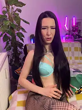 Trixie-Tainted online show from February 10, 6:56 pm